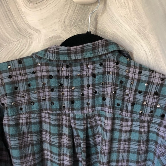 WHAT GOES AROUND COMES AROUND rhinestone vntg top - Picture 8 of 8